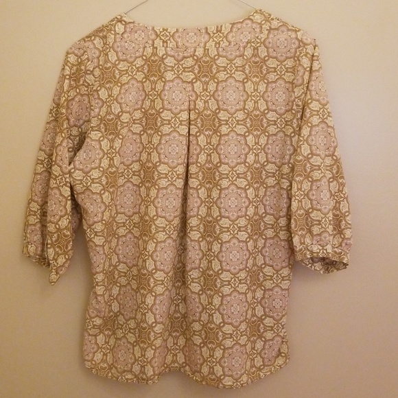 Kim Rogers Women's Square Neck Button Down Blouse - Picture 4 of 6